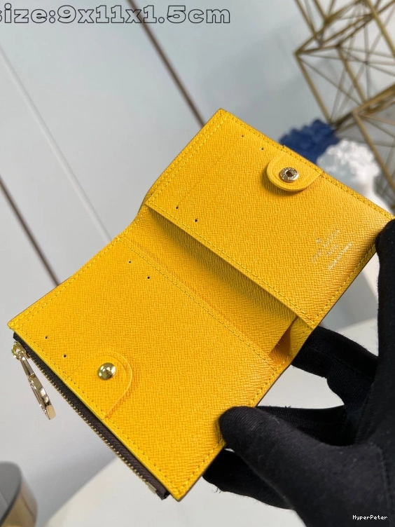 Lisa 9*11.5*1.5CM Wallet - LOUIS VUITTON 0719